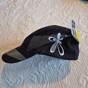Ski-Doo women's one size black & white adjustable back one size Muskoka Cap NWT